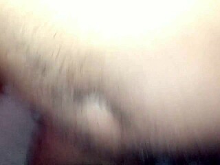 Forbidden video of a slutty married woman fucking deliciously and cumming on the dick!