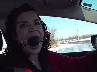 hey, driving around all ball gagged like a naughty housewife 😜