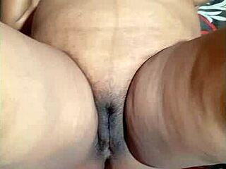 Ever seen such hot Pakistani Indian desi chubby babe with beautiful boobs?