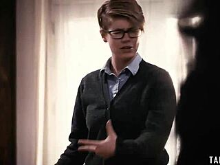 Emo student gets her pussy licked and ass fucked after class