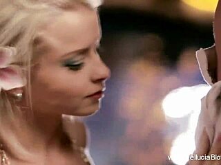 i can’t get enough of this wet bikini babe sucking me off after the pool, her blonde hair dripping everywhere