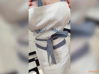 Housewife Fingers Pussy and Ass in Hot Solo