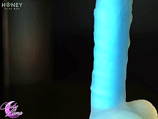Watch my 18yo ass bounce on this pretty dildo! So hot!