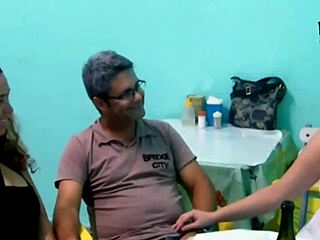 Suruba no boteco with safadas and amigos in wild bar action complete on xvideos red