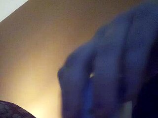 Leftyxlucci Fucking Her Pussy Hard While Masturbating As A Fat Bbw.