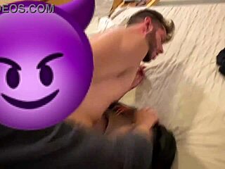 Peguei o manobrista hetero e emoções no gaping ass to mouth