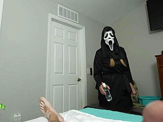 Ghostface Fucks Curvy Tattooed Babe In 4K