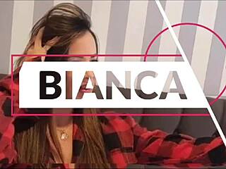 She exhibits her edible body for licking and orgasm.