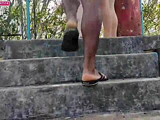 We had outdoor sex, sat on cock in front of friend 😏