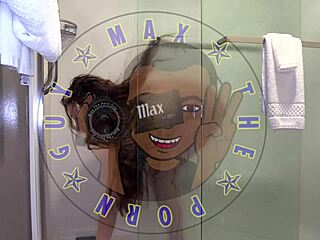 Pips3e4 Avery Sucks Then Rides For Huge Creampie In Backseat