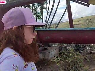 We had outdoor sex, sat on cock in front of friend 😏