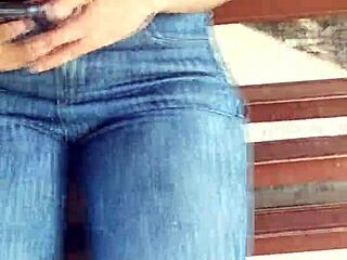 Met Single Mom in Park, Tricked Her for Cash to Fuck Repeatedly!