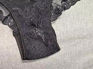 me corr� sobre los calzones negros de encaje de mi mejor amiga while masturbating