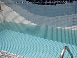 nanda molinari deusa flaunts her sexy shemale body 😍