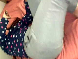 My niece wanted to leave, but her big ass made me pull her panties 😏