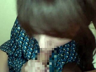 Wow, she squirts hard during intense hotel banging!!