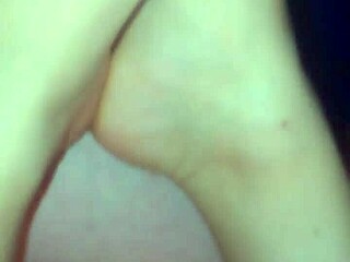 Teen Amateur BBW Experiences Intense Shaking Orgasm With Magic Wand