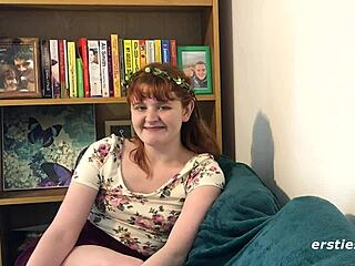 European solo uses toys for body painting orgasm