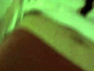 she touches herself while roomie plays