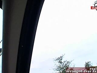 kleine titten britische studentin teen 18+ abgeschleppt und gefickt 😏