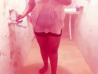 Sexy south indian maid passionately shows her boobs