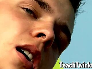 Horny Aaron Aurora And Freddie White Fucking Hard And Raw Assfucking Cumshot