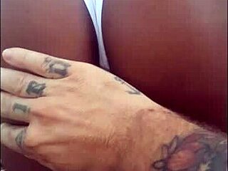 Big ass funk dancer offers her tight ass for anal in outdoor park