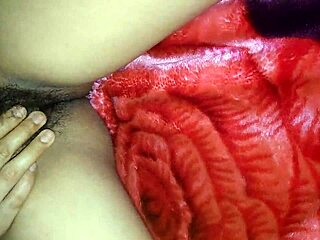 Man, my Indian bhabi’s beautiful pussy got a fast hard fuck today!