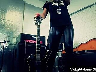 Hot groupie Vicky Vette gives blowjob to her man with big cock, her big natural tits and pussy lips gaping until he cums on them