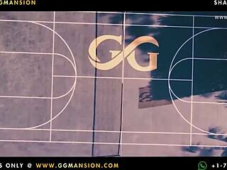 Redhead In Bodysuit Gets Wet Intensely