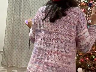 Anna Maria Mature Latina Christmas Special