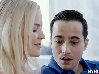 Slimthick Vic bends over for stepson in wild hardcore session