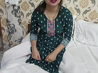 Rough desi bhabhi fucks jija while giving handjob to lover?