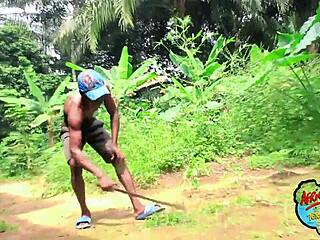 my witchcraft girlfriend snuck in and fucked me hard with her big cock during my siesta, hafrican toto style