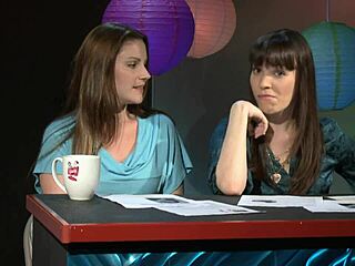 dana and samantha grill jelena jensen backstage