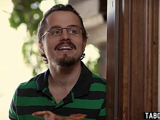 Stalker Chases Victoria Voxxx Across States! Big Ass Milf Gets Fucked With Deepthroat!