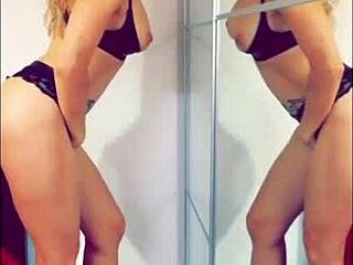 i was nude flashin my panties durin sex outdoors, oops!