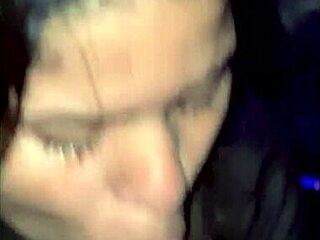 अजनबी मुझे हार्ड पाउंडिंग के बाद माउथ में फिनिश करते हुए डीपथ्रोट की भीख मांगता है