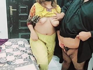 यो, इंडियन स्टेपसिस्टर को स्टेपब्रदर ने हॉट मोमेंट में चौंका दिया! 😲