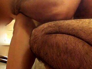 Un Rapidin En El Ba�o A Quicky In The Bathroom