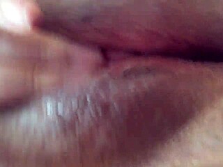 Horny Teen Stretches Her Wet Pussy in Public, So Damn Hottt!