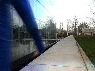 Sexy gamergirlroxy shows off slow motion legs in boots