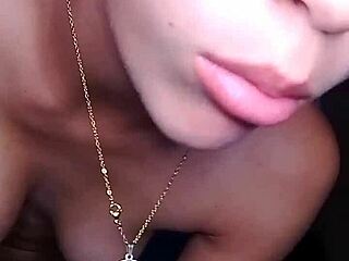 Gabriela Venezolana stars in a sensual story of charm and allure. Her journey unfolds with captivating grace.