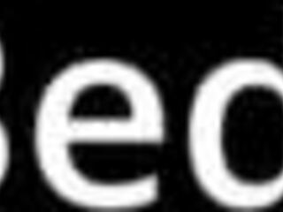 Nicole Luva winds down in bed, masturbating with a vibrator before sleep.