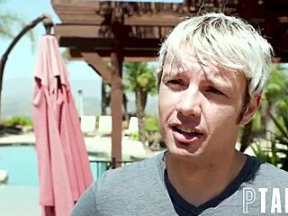 Yanks Lesbos Sophia and Jennsin Have Fun Together