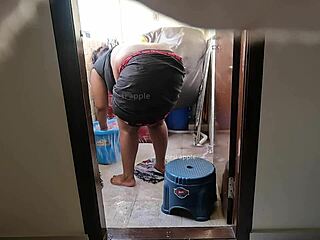 Young Boy Jerks Off In Front Of Andhra Maid Swathy