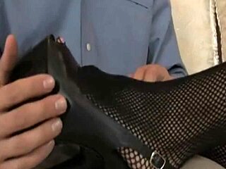 Bad Ass Babe's Foot Fetish Sucking