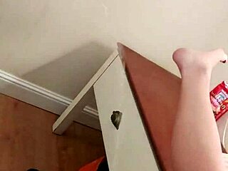 Alina squirting like crazy in the hotel room! 💦