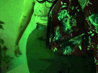 i saw nataly and linda dancin and takin off their clothes, they look so sexy