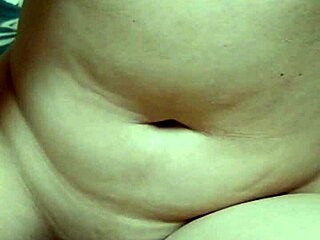 粉墨人生-骚逼给陌生男子录自慰视频